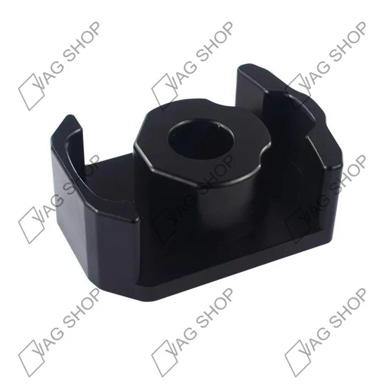 Renfort Dogbone silentbloc en aluminium forgé noir pour plateformes MQB