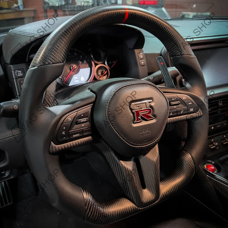 Volant Carbone personnalisable pour Nissan
